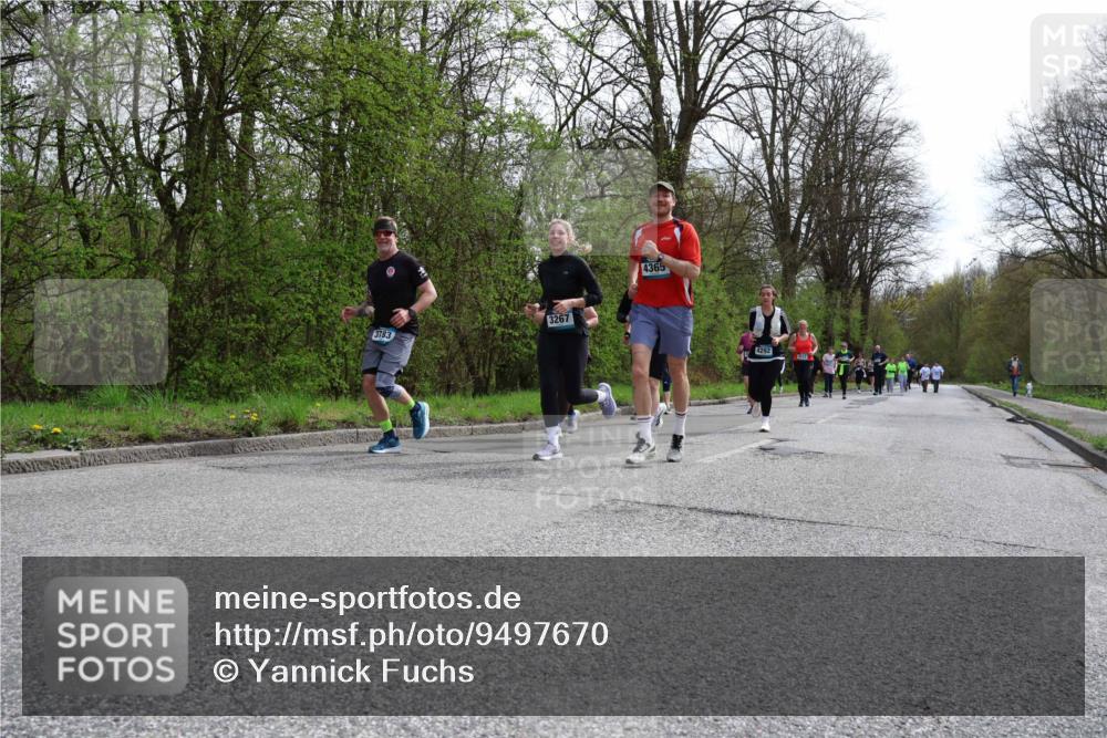 12.04.2026 - 45. Internationalen Wilhelmsburger Insellauf Yannick Fuchs http://msf.ph/oto/9497670 12.04.2026 13:10:04 Laufen 3783, 3267, 4365, 4292 meine-sportfotos.de