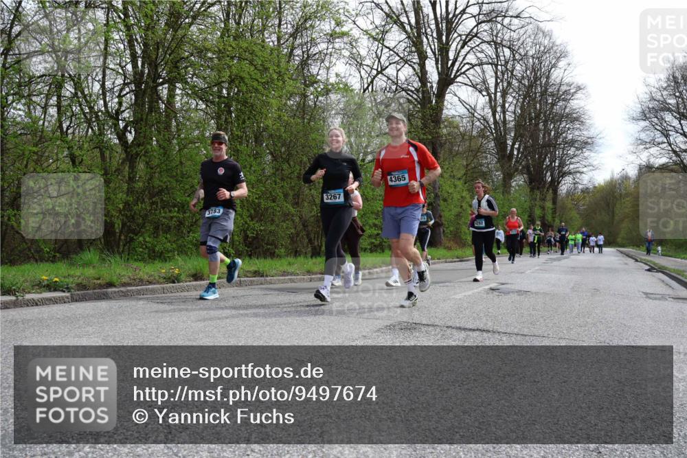 12.04.2026 - 45. Internationalen Wilhelmsburger Insellauf Yannick Fuchs http://msf.ph/oto/9497674 12.04.2026 13:10:04 Laufen 3267, 3783, 4365, 4292 meine-sportfotos.de