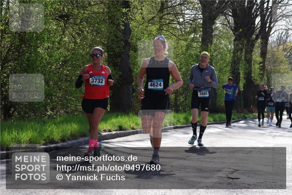 12.04.2026 - 45. Internationalen Wilhelmsburger Insellauf Yannick Fuchs http://msf.ph/oto/9497680 12.04.2026 10:55:26 Laufen 3732, 4624, 3885, 3748, 2699, 0169, 2686 meine-sportfotos.de