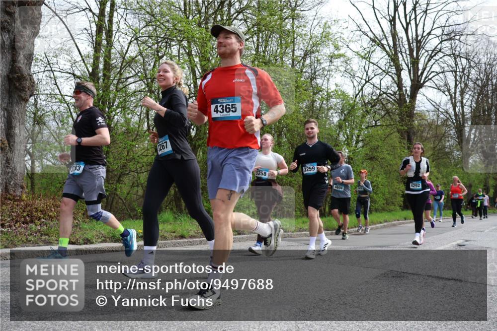 12.04.2026 - 45. Internationalen Wilhelmsburger Insellauf Yannick Fuchs http://msf.ph/oto/9497688 12.04.2026 13:10:05 Laufen 183, 3267, 4365, 3258, 3259, 4604, 410, 4292 meine-sportfotos.de
