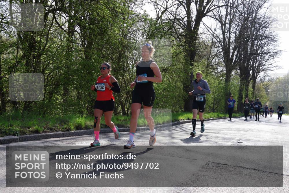 12.04.2026 - 45. Internationalen Wilhelmsburger Insellauf Yannick Fuchs http://msf.ph/oto/9497702 12.04.2026 10:55:28 Laufen 3732, 3885 meine-sportfotos.de