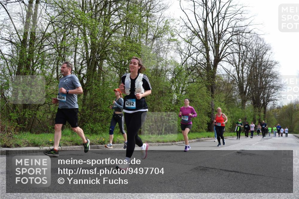 12.04.2026 - 45. Internationalen Wilhelmsburger Insellauf Yannick Fuchs http://msf.ph/oto/9497704 12.04.2026 13:10:07 Laufen 4604, 4292, 5017, 2012 meine-sportfotos.de