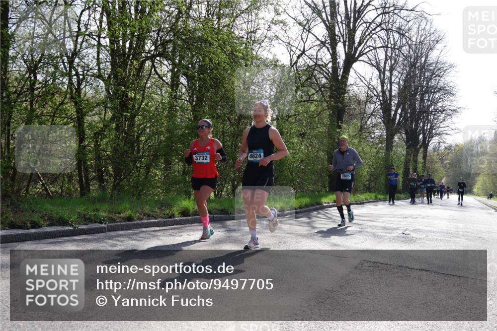 12.04.2026 - 45. Internationalen Wilhelmsburger Insellauf Yannick Fuchs http://msf.ph/oto/9497705 12.04.2026 10:55:28 Laufen 3732, 4624, 3885 meine-sportfotos.de