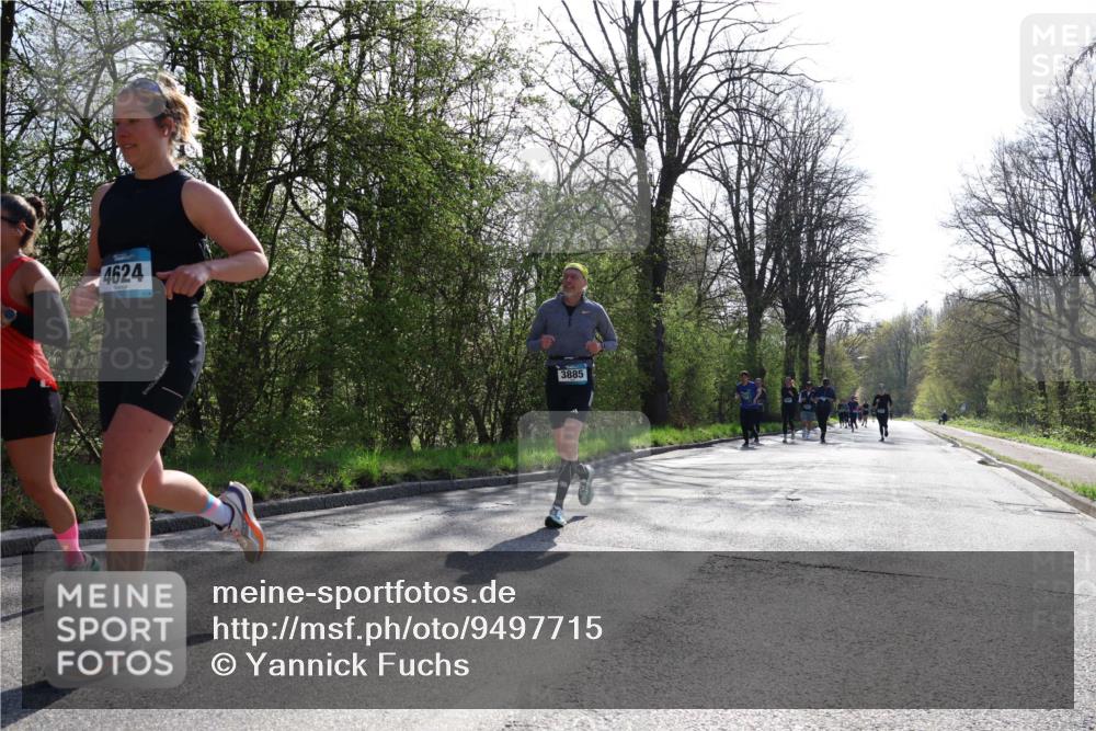 12.04.2026 - 45. Internationalen Wilhelmsburger Insellauf Yannick Fuchs http://msf.ph/oto/9497715 12.04.2026 10:55:29 Laufen 4624, 3885 meine-sportfotos.de