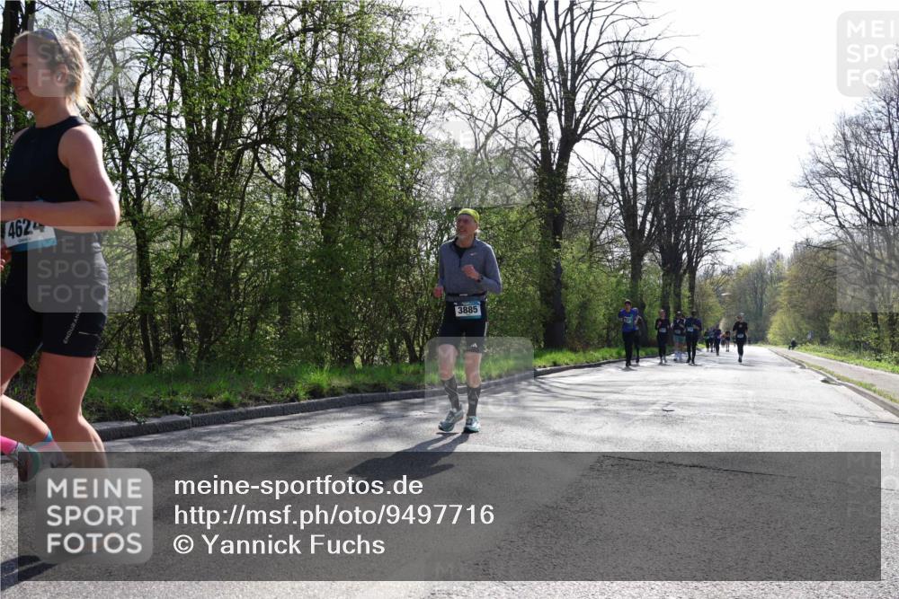 12.04.2026 - 45. Internationalen Wilhelmsburger Insellauf Yannick Fuchs http://msf.ph/oto/9497716 12.04.2026 10:55:29 Laufen 4624, 3885 meine-sportfotos.de