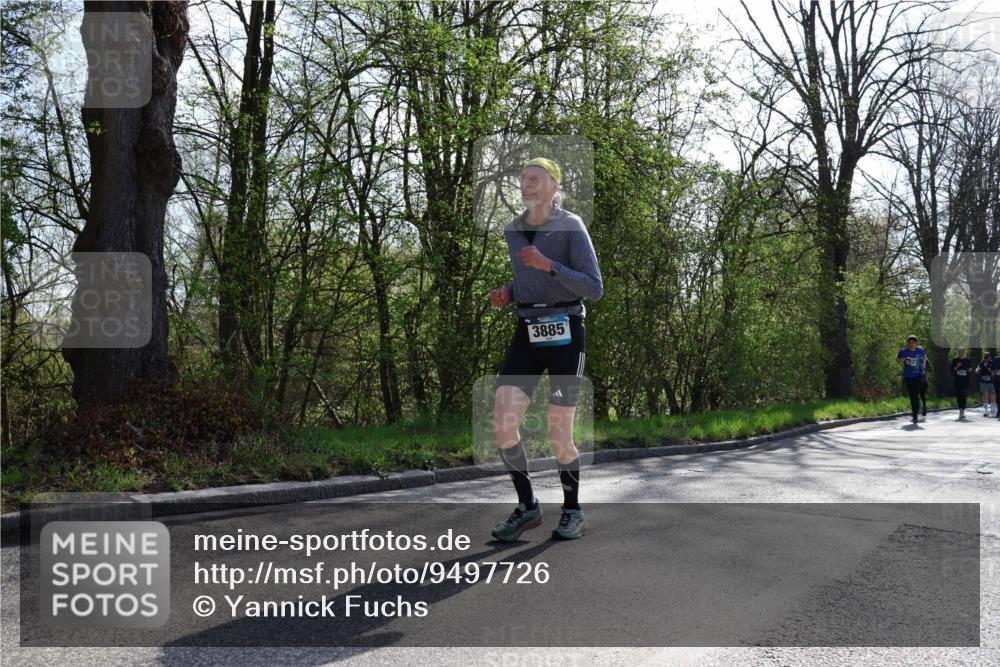 12.04.2026 - 45. Internationalen Wilhelmsburger Insellauf Yannick Fuchs http://msf.ph/oto/9497726 12.04.2026 10:55:30 Laufen 3885 meine-sportfotos.de