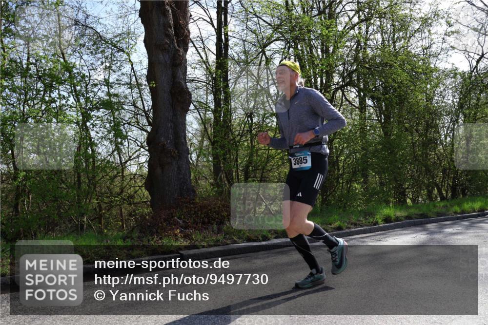 12.04.2026 - 45. Internationalen Wilhelmsburger Insellauf Yannick Fuchs http://msf.ph/oto/9497730 12.04.2026 10:55:30 Laufen 3885 meine-sportfotos.de