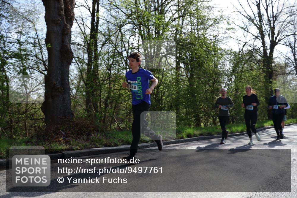 12.04.2026 - 45. Internationalen Wilhelmsburger Insellauf Yannick Fuchs http://msf.ph/oto/9497761 12.04.2026 10:55:36 Laufen 348, 3005, 2699 meine-sportfotos.de