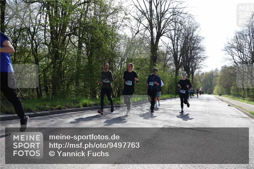 12.04.2026 - 45. Internationalen Wilhelmsburger Insellauf Yannick Fuchs http://msf.ph/oto/9497763 12.04.2026 10:55:36 Laufen 3005, 2699, 169, 3295 meine-sportfotos.de