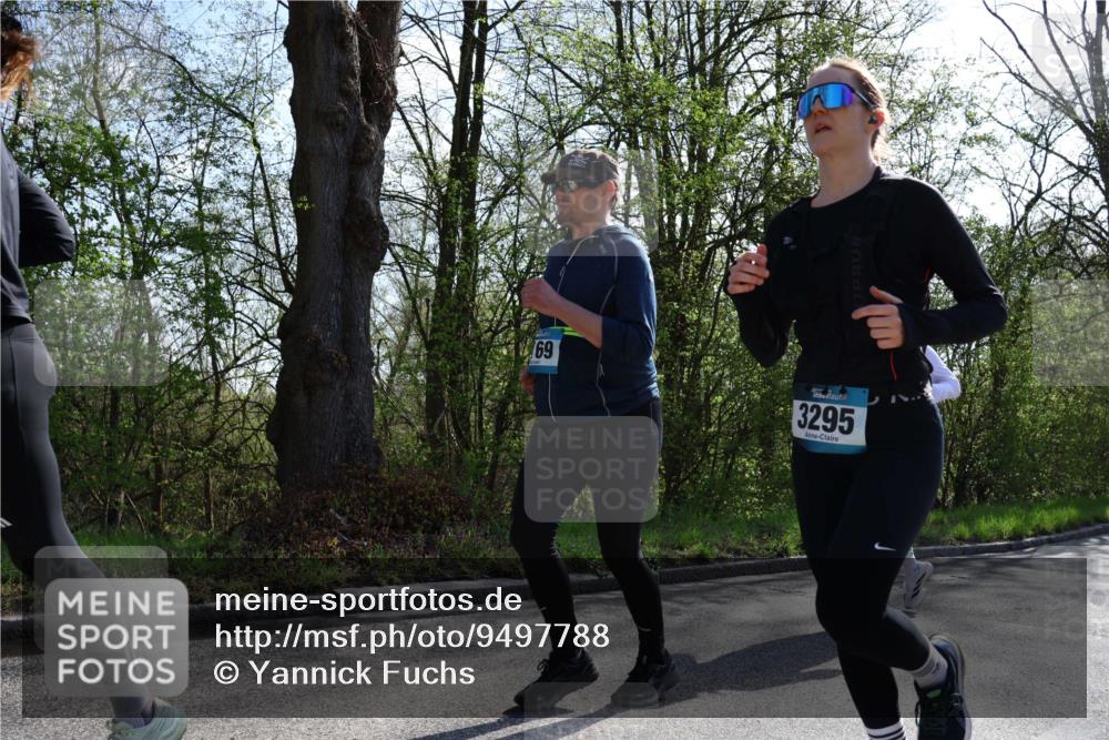 12.04.2026 - 45. Internationalen Wilhelmsburger Insellauf Yannick Fuchs http://msf.ph/oto/9497788 12.04.2026 10:55:38 Laufen 69, 3295 meine-sportfotos.de