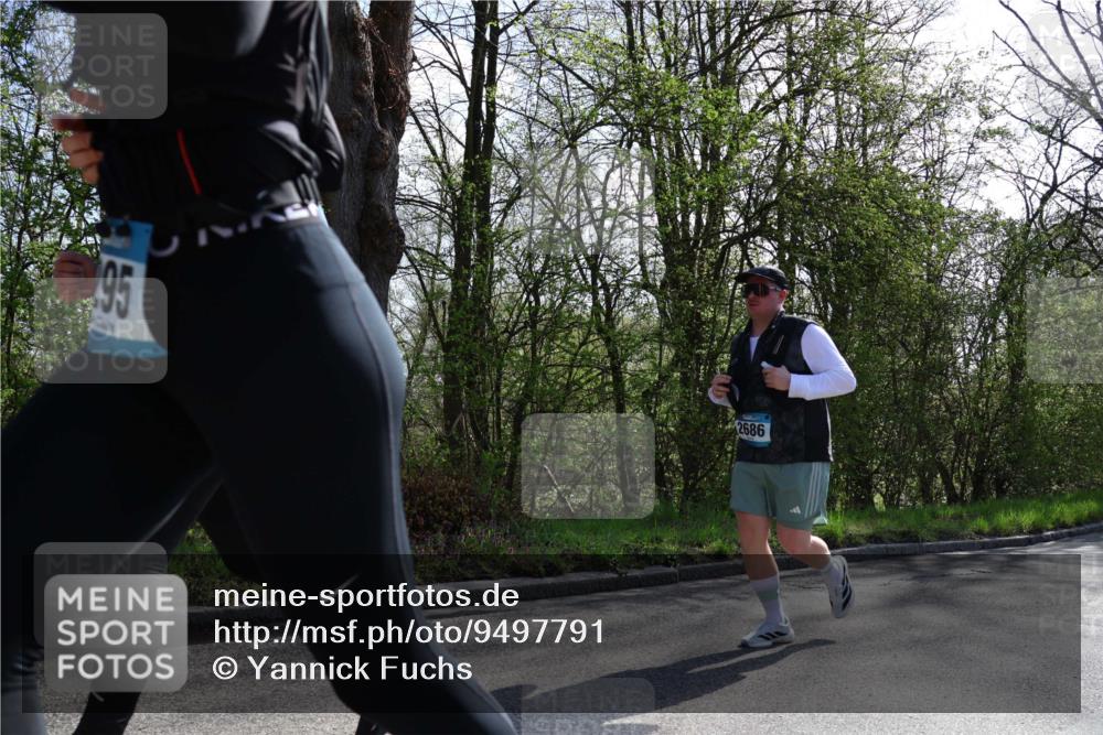 12.04.2026 - 45. Internationalen Wilhelmsburger Insellauf Yannick Fuchs http://msf.ph/oto/9497791 12.04.2026 10:55:39 Laufen 295, 2686 meine-sportfotos.de