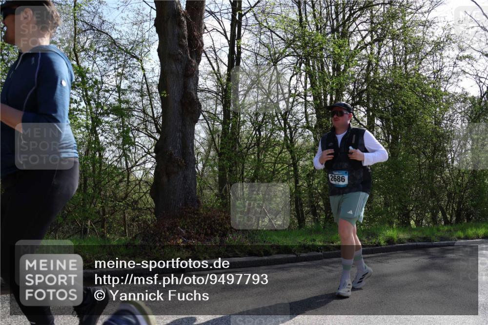 12.04.2026 - 45. Internationalen Wilhelmsburger Insellauf Yannick Fuchs http://msf.ph/oto/9497793 12.04.2026 10:55:39 Laufen 2686 meine-sportfotos.de