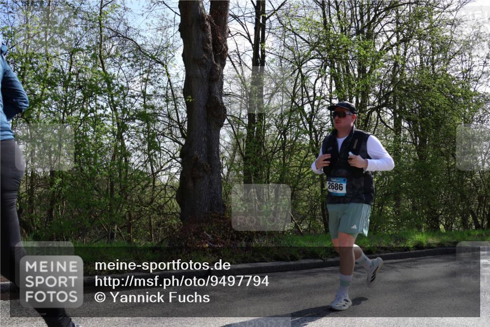 12.04.2026 - 45. Internationalen Wilhelmsburger Insellauf Yannick Fuchs http://msf.ph/oto/9497794 12.04.2026 10:55:39 Laufen 2686 meine-sportfotos.de