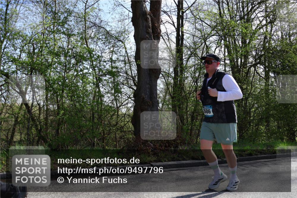 12.04.2026 - 45. Internationalen Wilhelmsburger Insellauf Yannick Fuchs http://msf.ph/oto/9497796 12.04.2026 10:55:39 Laufen 2686 meine-sportfotos.de