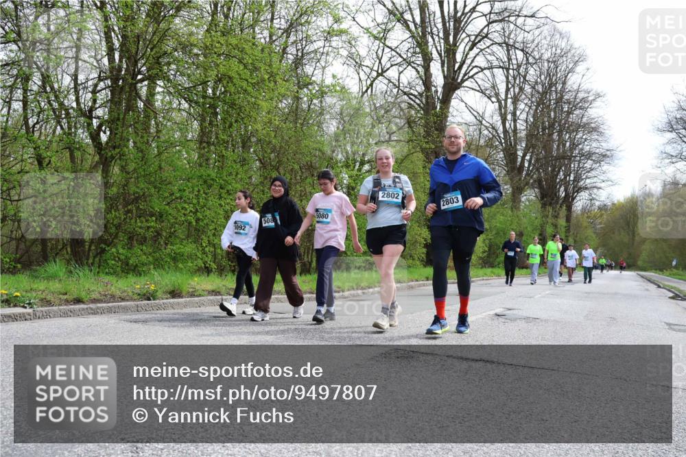 12.04.2026 - 45. Internationalen Wilhelmsburger Insellauf Yannick Fuchs http://msf.ph/oto/9497807 12.04.2026 13:10:20 Laufen 5092, 508, 5080, 2802, 2803 meine-sportfotos.de