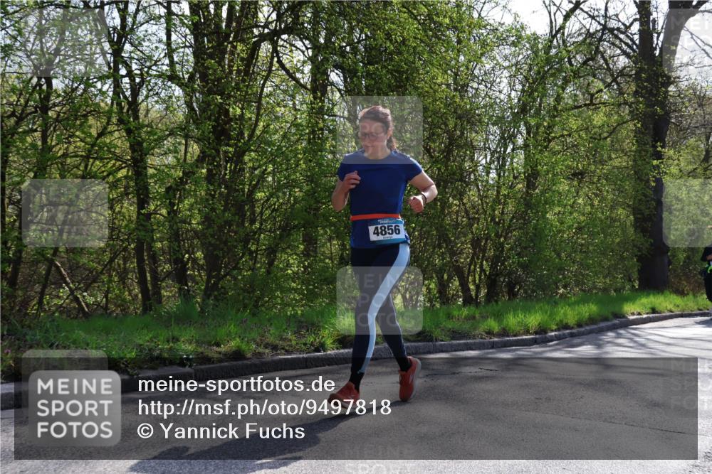12.04.2026 - 45. Internationalen Wilhelmsburger Insellauf Yannick Fuchs http://msf.ph/oto/9497818 12.04.2026 10:55:43 Laufen 4856 meine-sportfotos.de