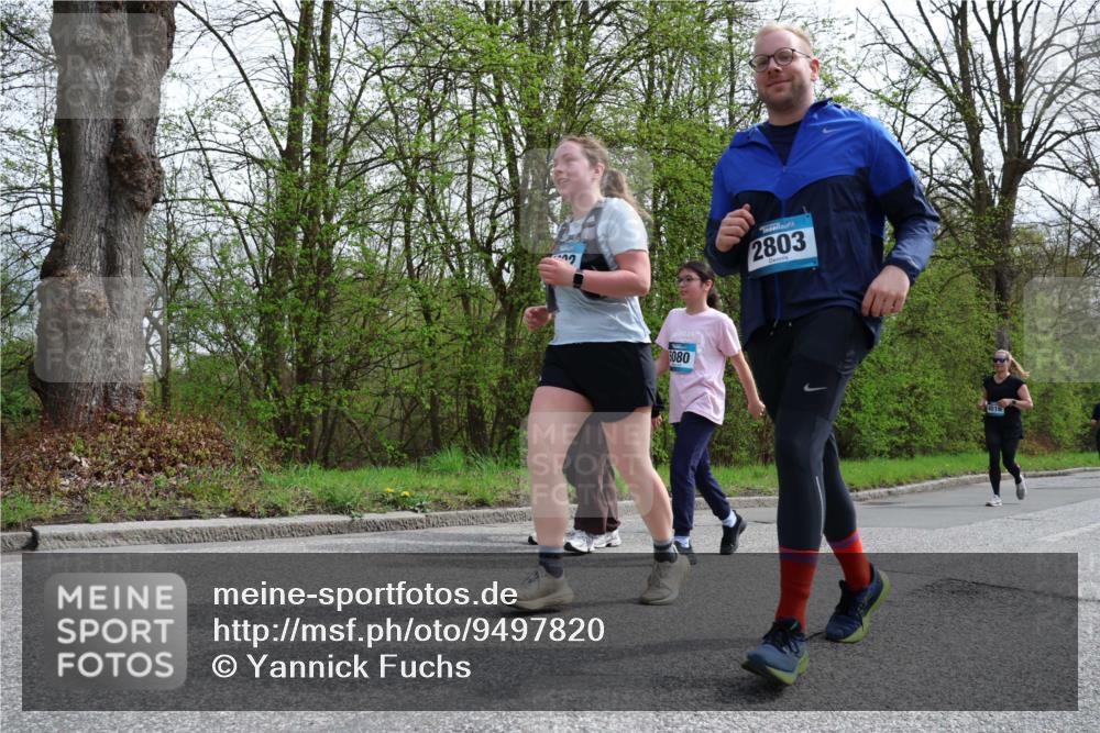 12.04.2026 - 45. Internationalen Wilhelmsburger Insellauf Yannick Fuchs http://msf.ph/oto/9497820 12.04.2026 13:10:21 Laufen 32, 2803, 5080, 4016 meine-sportfotos.de