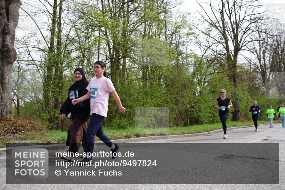 12.04.2026 - 45. Internationalen Wilhelmsburger Insellauf Yannick Fuchs http://msf.ph/oto/9497824 12.04.2026 13:10:22 Laufen 5083, 16016 meine-sportfotos.de