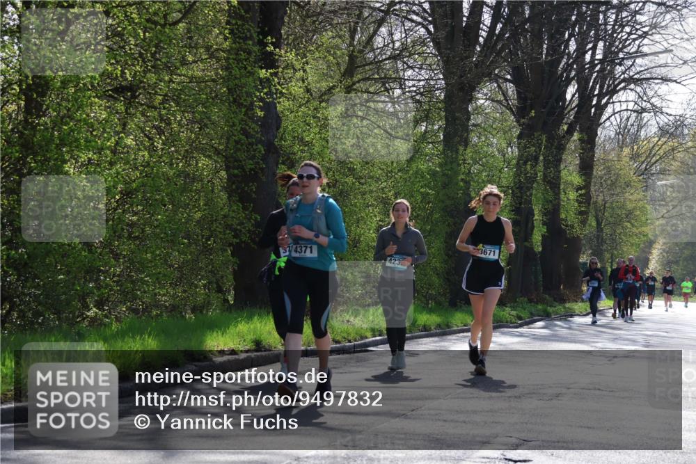 12.04.2026 - 45. Internationalen Wilhelmsburger Insellauf Yannick Fuchs http://msf.ph/oto/9497832 12.04.2026 10:55:44 Laufen 7, 4371, 423, 3671 meine-sportfotos.de