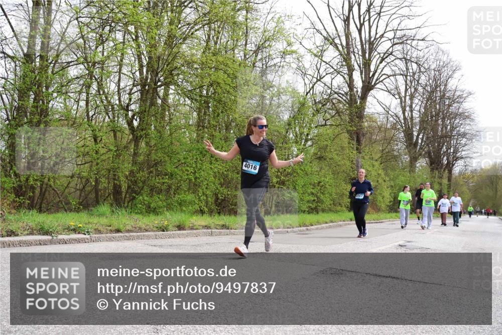 12.04.2026 - 45. Internationalen Wilhelmsburger Insellauf Yannick Fuchs http://msf.ph/oto/9497837 12.04.2026 13:10:24 Laufen 4016 meine-sportfotos.de