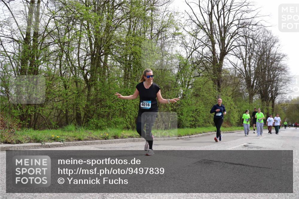 12.04.2026 - 45. Internationalen Wilhelmsburger Insellauf Yannick Fuchs http://msf.ph/oto/9497839 12.04.2026 13:10:24 Laufen 4016, 4567 meine-sportfotos.de
