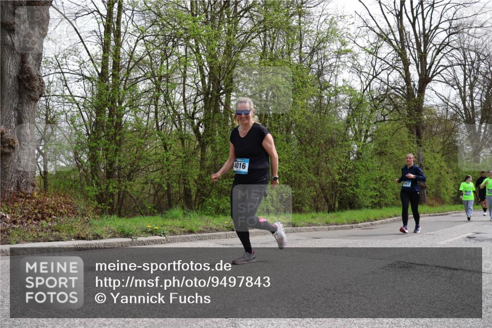 12.04.2026 - 45. Internationalen Wilhelmsburger Insellauf Yannick Fuchs http://msf.ph/oto/9497843 12.04.2026 13:10:24 Laufen 4016, 567, 5171, 519 meine-sportfotos.de