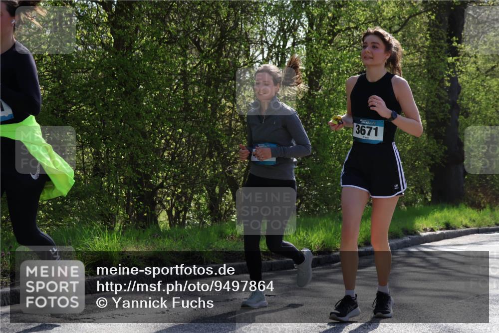 12.04.2026 - 45. Internationalen Wilhelmsburger Insellauf Yannick Fuchs http://msf.ph/oto/9497864 12.04.2026 10:55:48 Laufen 3671 meine-sportfotos.de