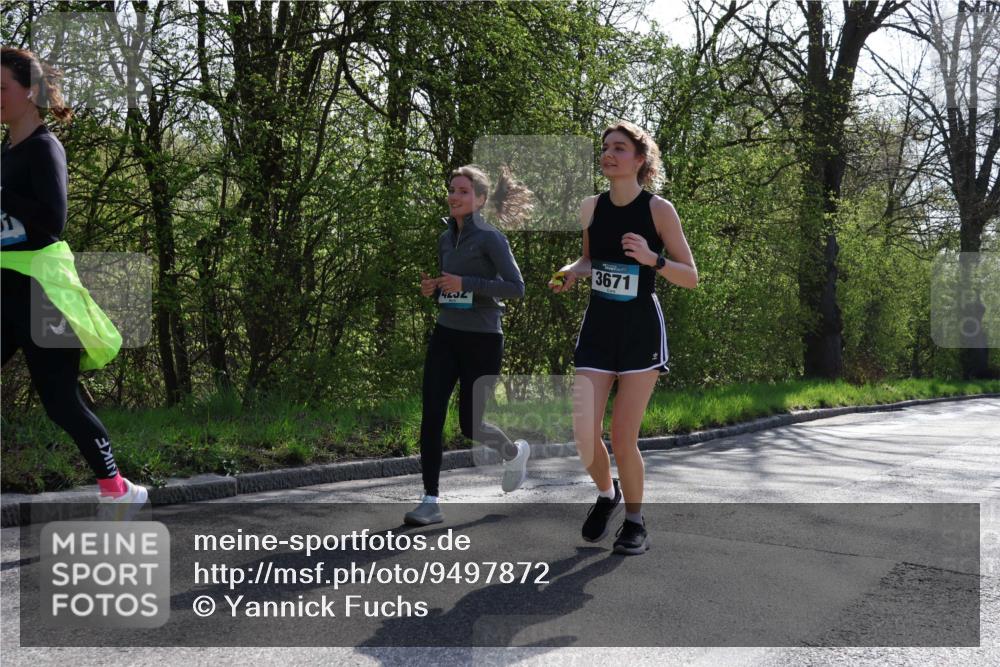12.04.2026 - 45. Internationalen Wilhelmsburger Insellauf Yannick Fuchs http://msf.ph/oto/9497872 12.04.2026 10:55:48 Laufen 3671, 767 meine-sportfotos.de