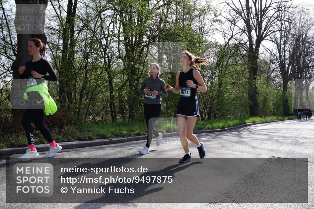 12.04.2026 - 45. Internationalen Wilhelmsburger Insellauf Yannick Fuchs http://msf.ph/oto/9497875 12.04.2026 10:55:49 Laufen 4232, 3671 meine-sportfotos.de