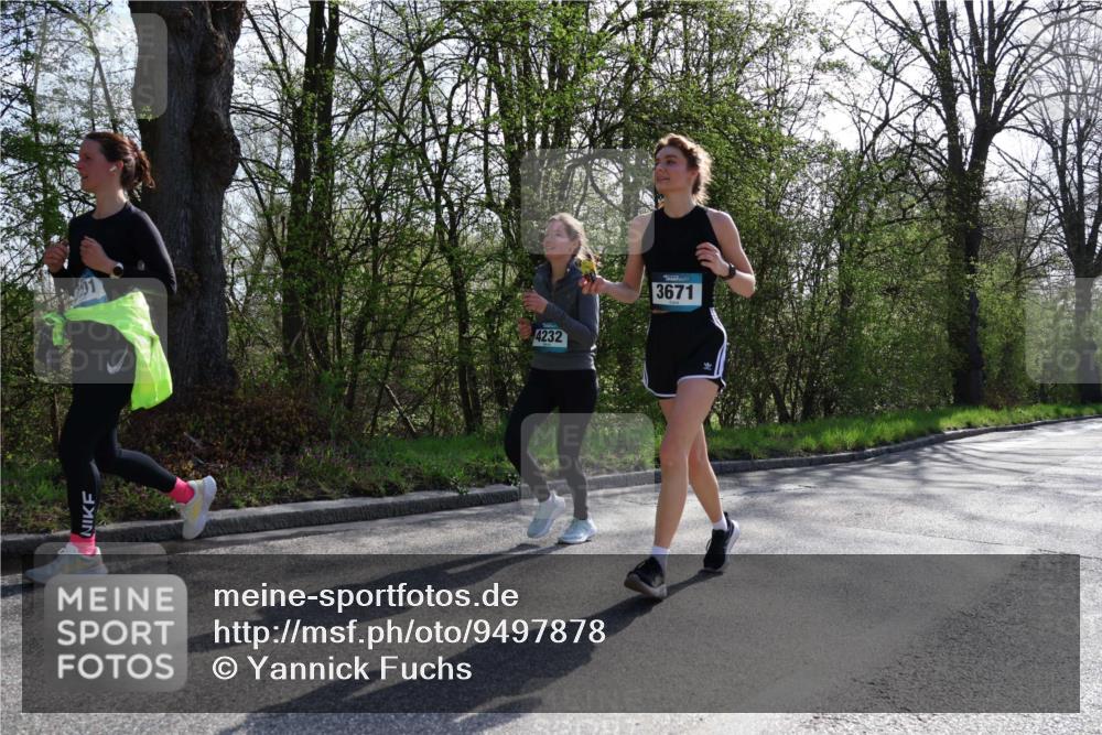 12.04.2026 - 45. Internationalen Wilhelmsburger Insellauf Yannick Fuchs http://msf.ph/oto/9497878 12.04.2026 10:55:49 Laufen 4232, 3671 meine-sportfotos.de