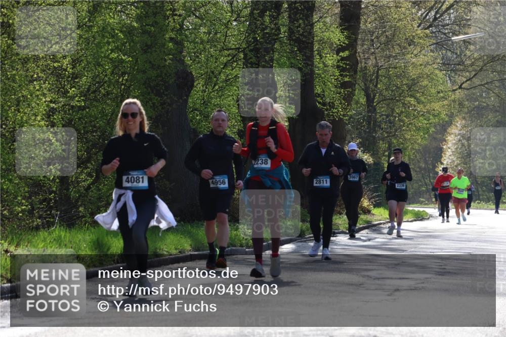 12.04.2026 - 45. Internationalen Wilhelmsburger Insellauf Yannick Fuchs http://msf.ph/oto/9497903 12.04.2026 10:55:52 Laufen 4081, 4956, 2238, 3967, 230, 2811, 2336, 3569 meine-sportfotos.de