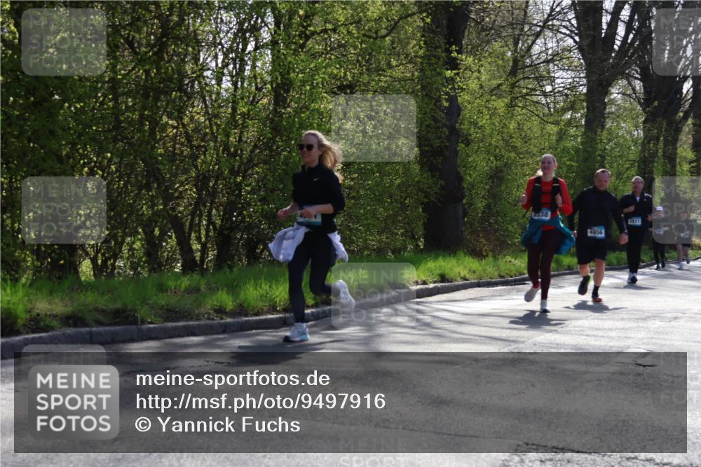 12.04.2026 - 45. Internationalen Wilhelmsburger Insellauf Yannick Fuchs http://msf.ph/oto/9497916 12.04.2026 10:55:56 Laufen 4956, 2811 meine-sportfotos.de