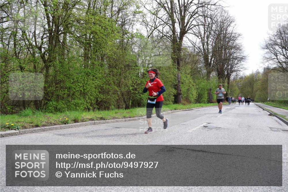 12.04.2026 - 45. Internationalen Wilhelmsburger Insellauf Yannick Fuchs http://msf.ph/oto/9497927 12.04.2026 13:10:51 Laufen  meine-sportfotos.de