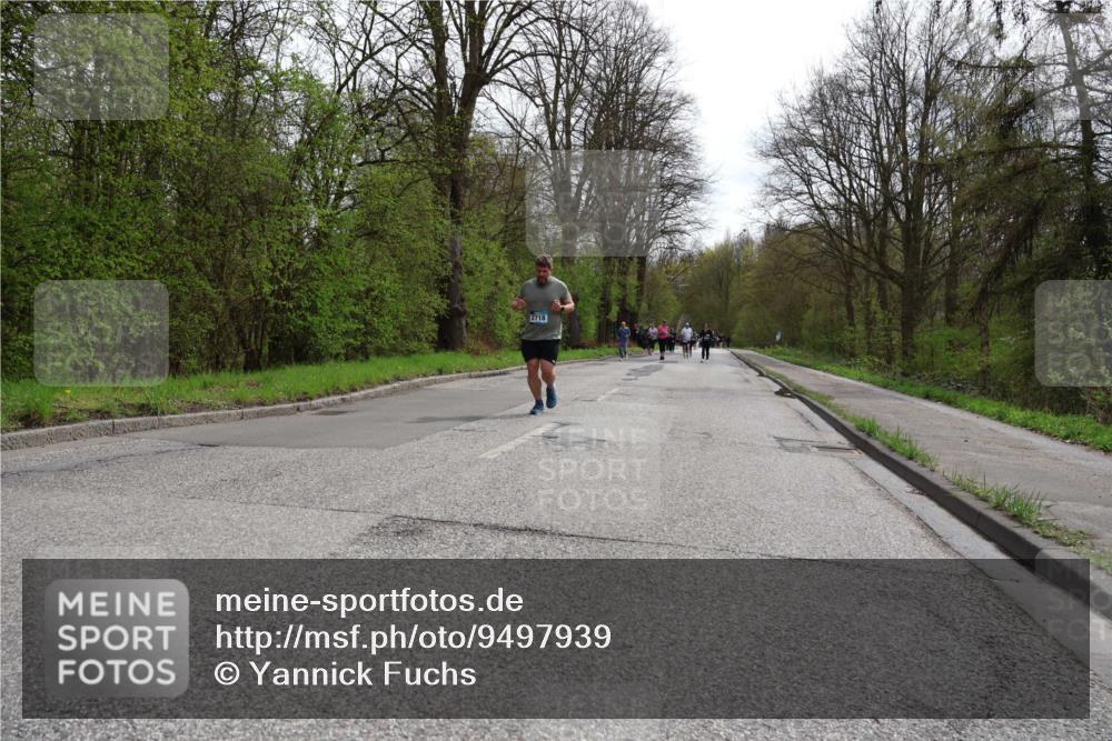 12.04.2026 - 45. Internationalen Wilhelmsburger Insellauf Yannick Fuchs http://msf.ph/oto/9497939 12.04.2026 13:10:53 Laufen 2718 meine-sportfotos.de