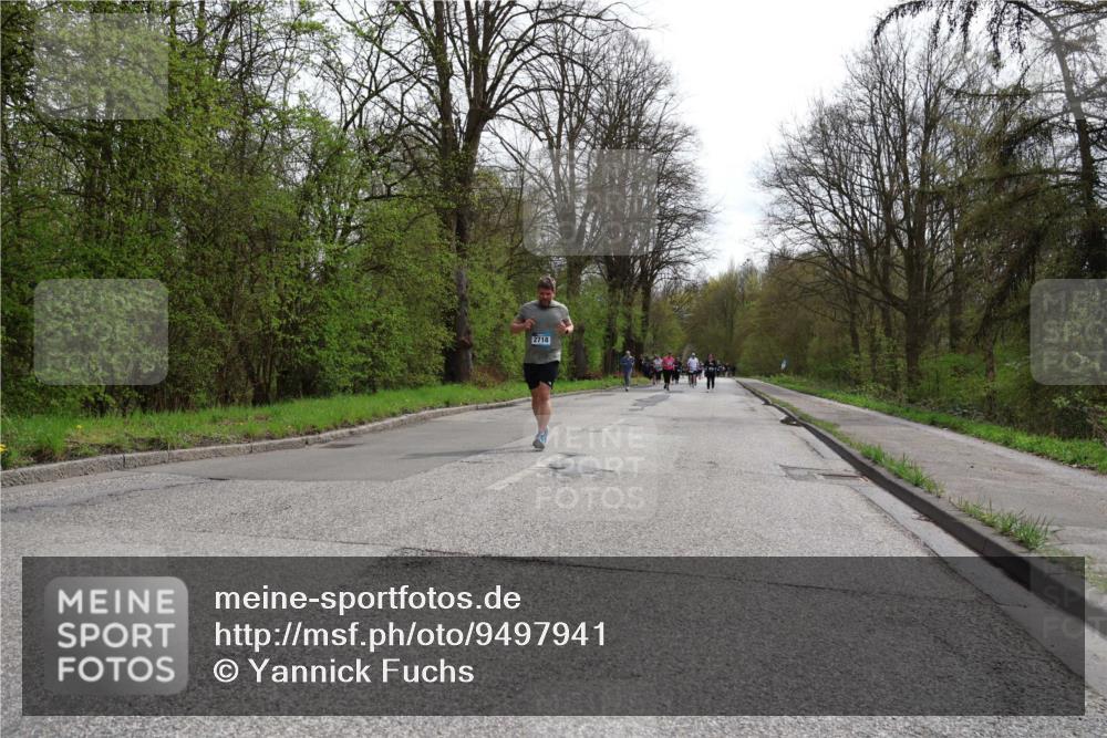 12.04.2026 - 45. Internationalen Wilhelmsburger Insellauf Yannick Fuchs http://msf.ph/oto/9497941 12.04.2026 13:10:53 Laufen 2718 meine-sportfotos.de