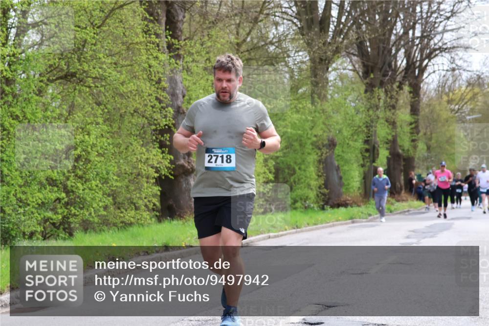 12.04.2026 - 45. Internationalen Wilhelmsburger Insellauf Yannick Fuchs http://msf.ph/oto/9497942 12.04.2026 13:10:54 Laufen 2718 meine-sportfotos.de