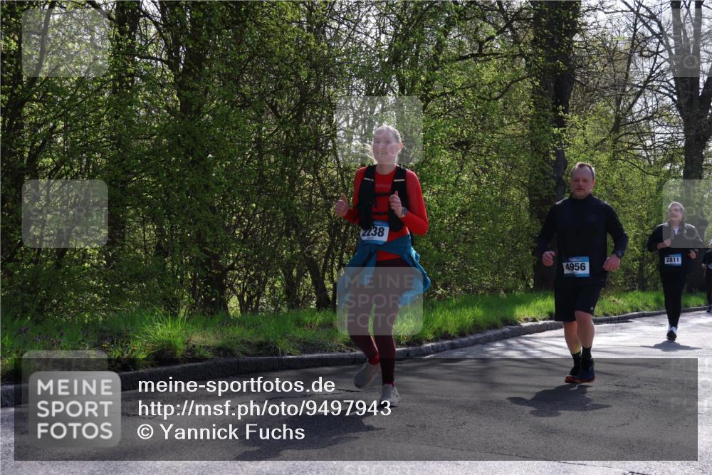 12.04.2026 - 45. Internationalen Wilhelmsburger Insellauf Yannick Fuchs http://msf.ph/oto/9497943 12.04.2026 10:55:59 Laufen 2238, 4956, 2811 meine-sportfotos.de