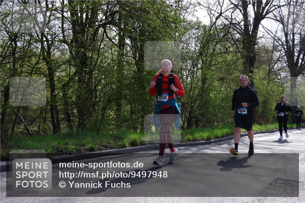 12.04.2026 - 45. Internationalen Wilhelmsburger Insellauf Yannick Fuchs http://msf.ph/oto/9497948 12.04.2026 10:56:00 Laufen 2238, 4956, 2811 meine-sportfotos.de