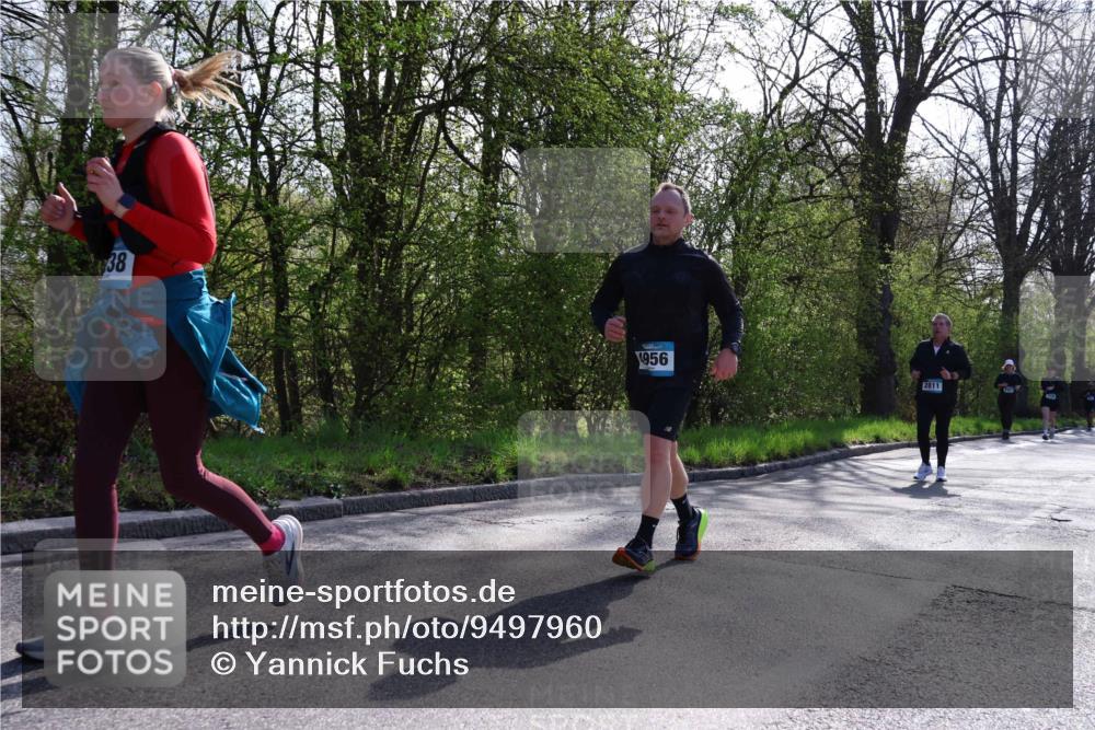 12.04.2026 - 45. Internationalen Wilhelmsburger Insellauf Yannick Fuchs http://msf.ph/oto/9497960 12.04.2026 10:56:01 Laufen 38, 956, 2811 meine-sportfotos.de