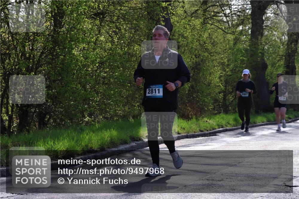 12.04.2026 - 45. Internationalen Wilhelmsburger Insellauf Yannick Fuchs http://msf.ph/oto/9497968 12.04.2026 10:56:02 Laufen 2811, 3967, 2336 meine-sportfotos.de
