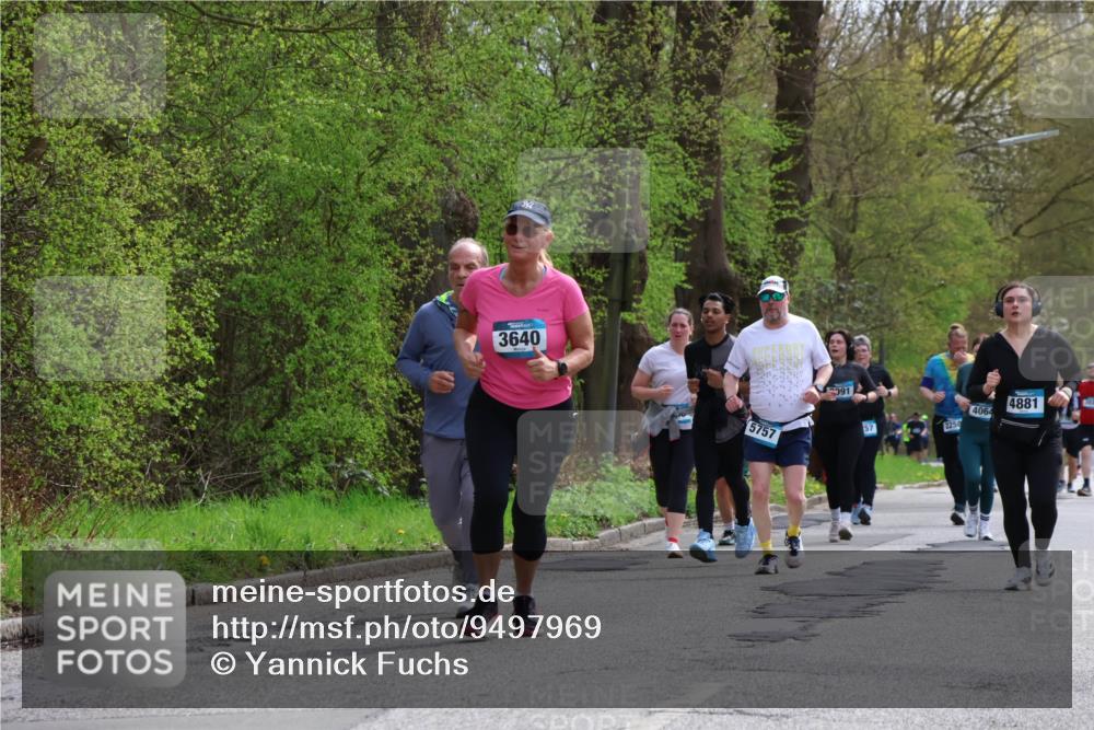 12.04.2026 - 45. Internationalen Wilhelmsburger Insellauf Yannick Fuchs http://msf.ph/oto/9497969 12.04.2026 13:11:00 Laufen 3640, 5757, 7, 391, 4881, 4064, 2258, 57 meine-sportfotos.de