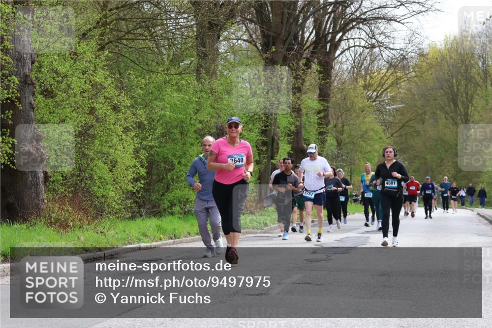 12.04.2026 - 45. Internationalen Wilhelmsburger Insellauf Yannick Fuchs http://msf.ph/oto/9497975 12.04.2026 13:11:01 Laufen 3640, 5757, 2991, 4881 meine-sportfotos.de