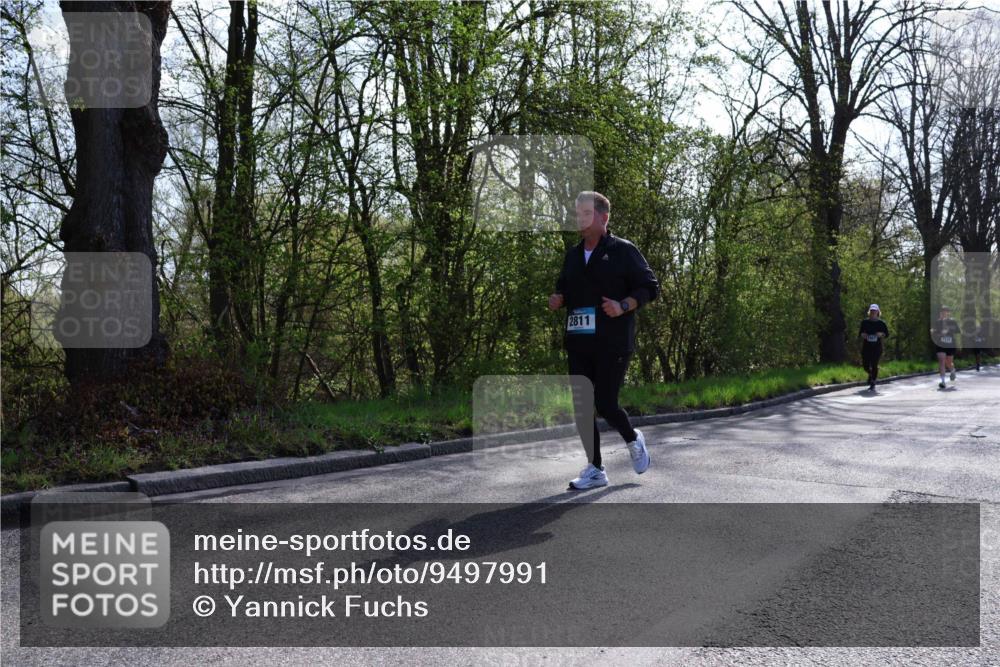 12.04.2026 - 45. Internationalen Wilhelmsburger Insellauf Yannick Fuchs http://msf.ph/oto/9497991 12.04.2026 10:56:04 Laufen 2811 meine-sportfotos.de