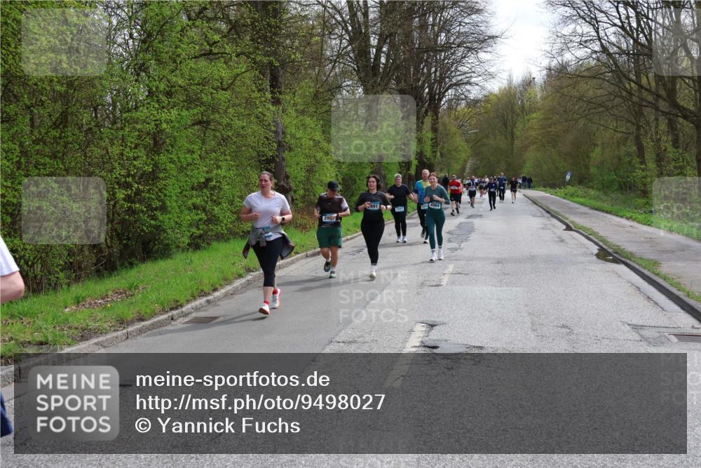 12.04.2026 - 45. Internationalen Wilhelmsburger Insellauf Yannick Fuchs http://msf.ph/oto/9498027 12.04.2026 13:11:10 Laufen 2991, 2254064, 2257, 2990 meine-sportfotos.de