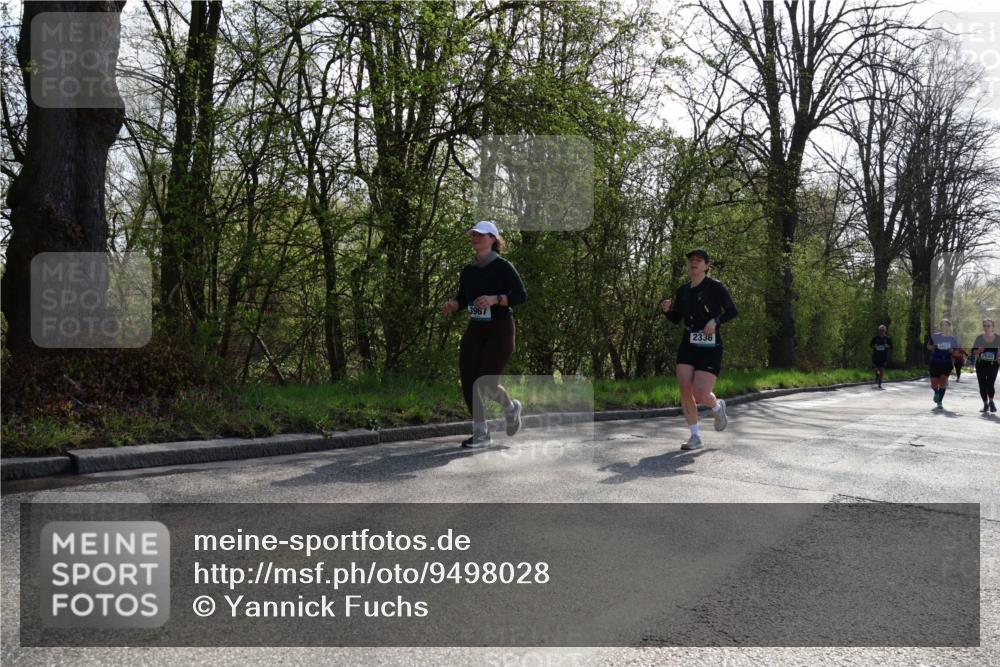 12.04.2026 - 45. Internationalen Wilhelmsburger Insellauf Yannick Fuchs http://msf.ph/oto/9498028 12.04.2026 10:56:08 Laufen 3967, 2336, 2601 meine-sportfotos.de