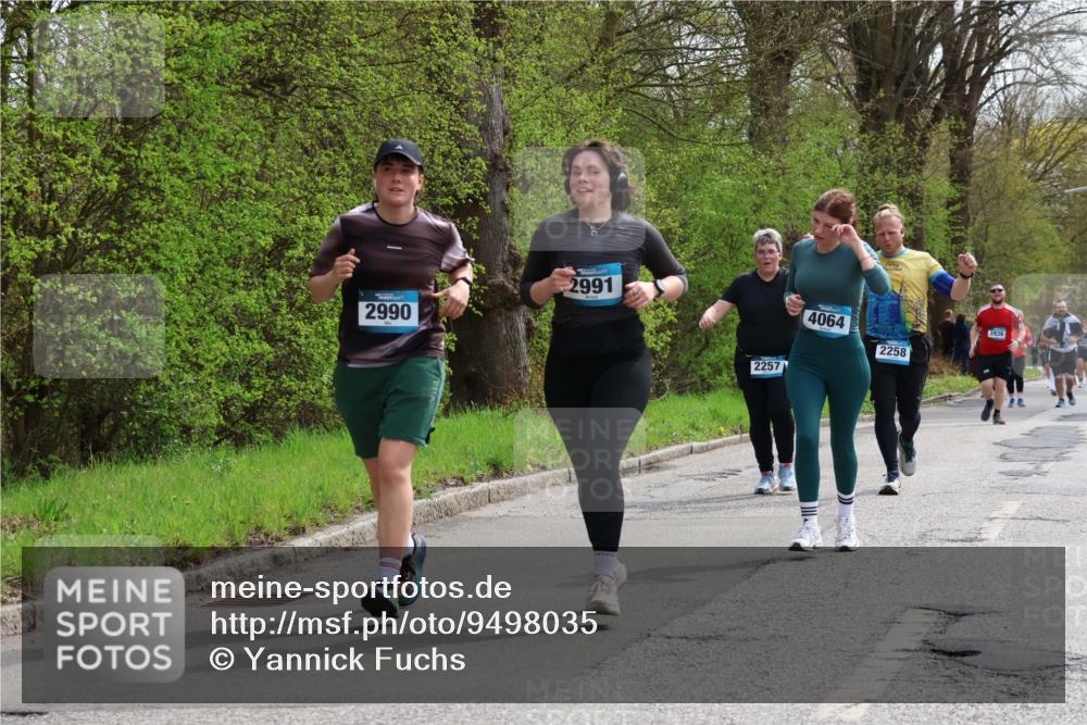12.04.2026 - 45. Internationalen Wilhelmsburger Insellauf Yannick Fuchs http://msf.ph/oto/9498035 12.04.2026 13:11:12 Laufen 2990, 2991, 2257, 4064, 2258, 3936 meine-sportfotos.de