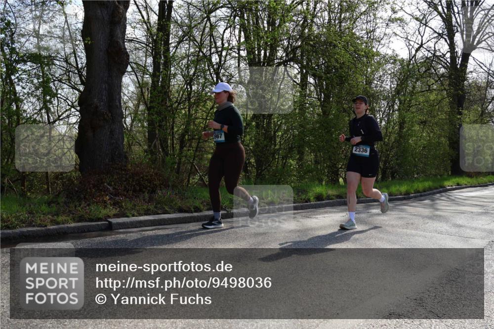 12.04.2026 - 45. Internationalen Wilhelmsburger Insellauf Yannick Fuchs http://msf.ph/oto/9498036 12.04.2026 10:56:09 Laufen 2336 meine-sportfotos.de