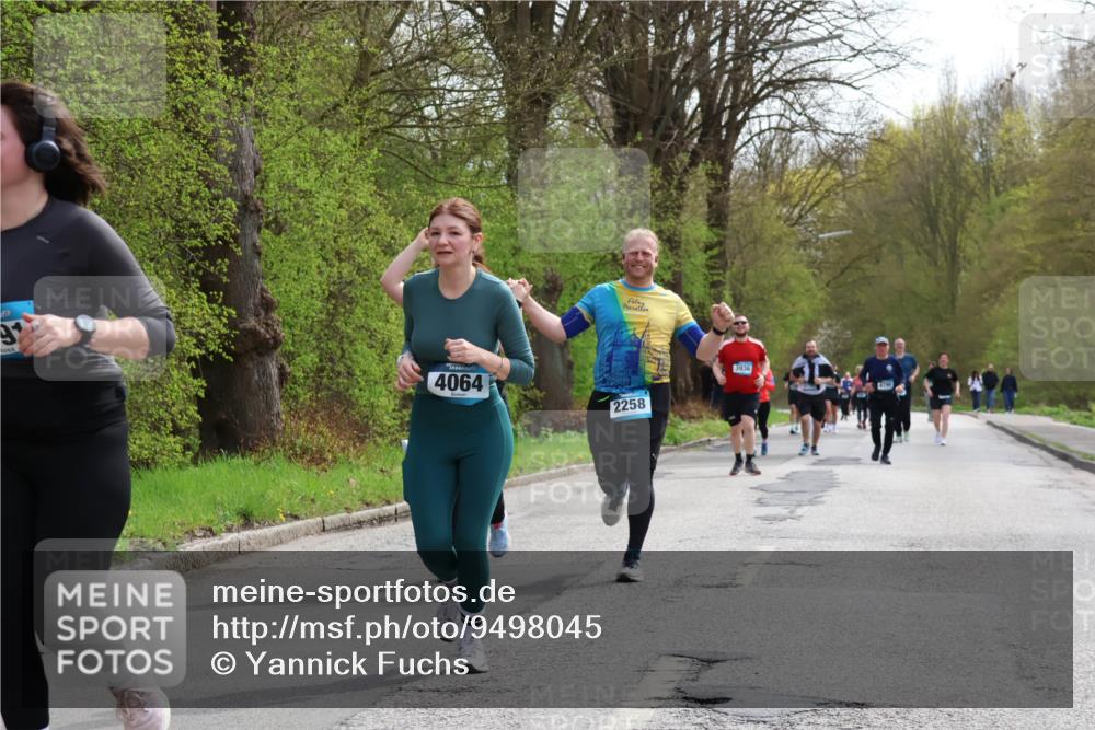 12.04.2026 - 45. Internationalen Wilhelmsburger Insellauf Yannick Fuchs http://msf.ph/oto/9498045 12.04.2026 13:11:13 Laufen 91, 4064, 2258, 3936 meine-sportfotos.de