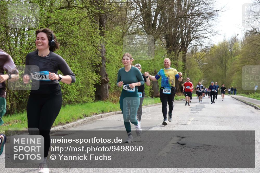 12.04.2026 - 45. Internationalen Wilhelmsburger Insellauf Yannick Fuchs http://msf.ph/oto/9498050 12.04.2026 13:11:13 Laufen 2991, 4064, 2258, 57 meine-sportfotos.de