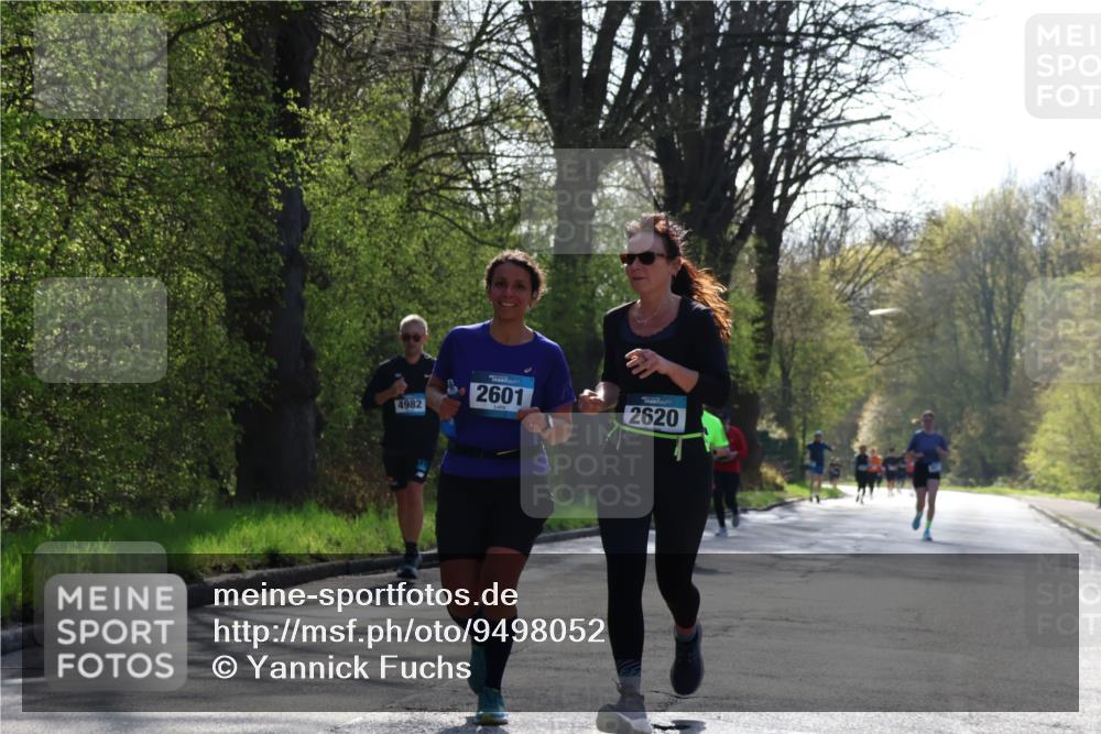 12.04.2026 - 45. Internationalen Wilhelmsburger Insellauf Yannick Fuchs http://msf.ph/oto/9498052 12.04.2026 10:56:11 Laufen 4982, 2601, 2620 meine-sportfotos.de